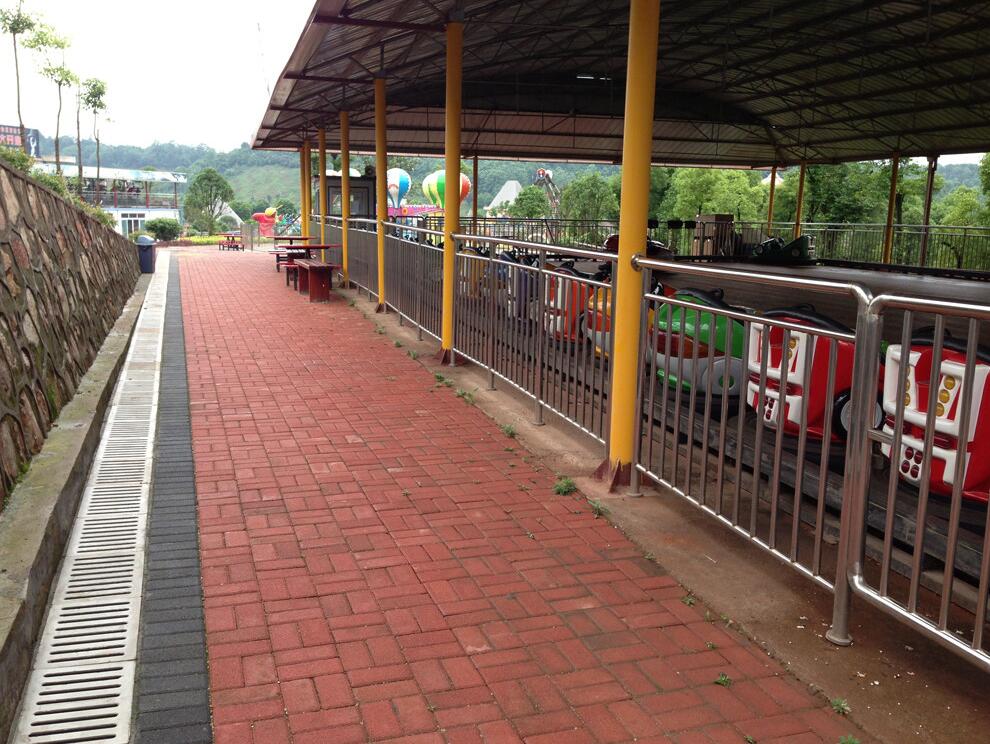 长沙市生态动物园大批量采购立韦生态透水砖