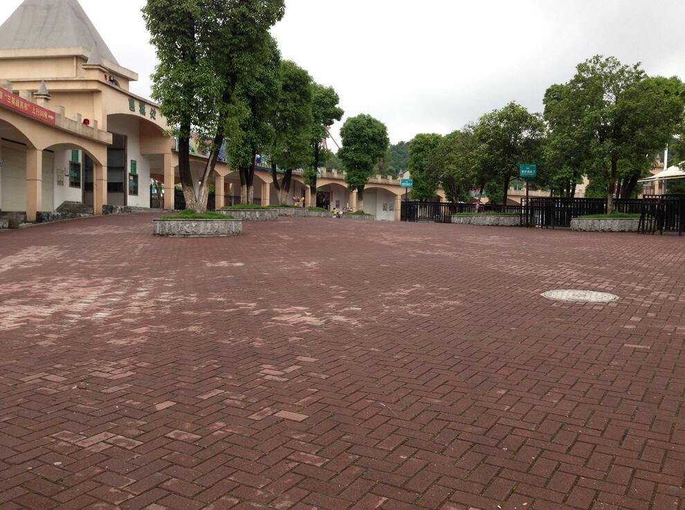 长沙市生态动物园大批量采购立韦生态透水砖