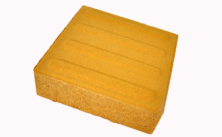 通体行进盲道砖200×200×60